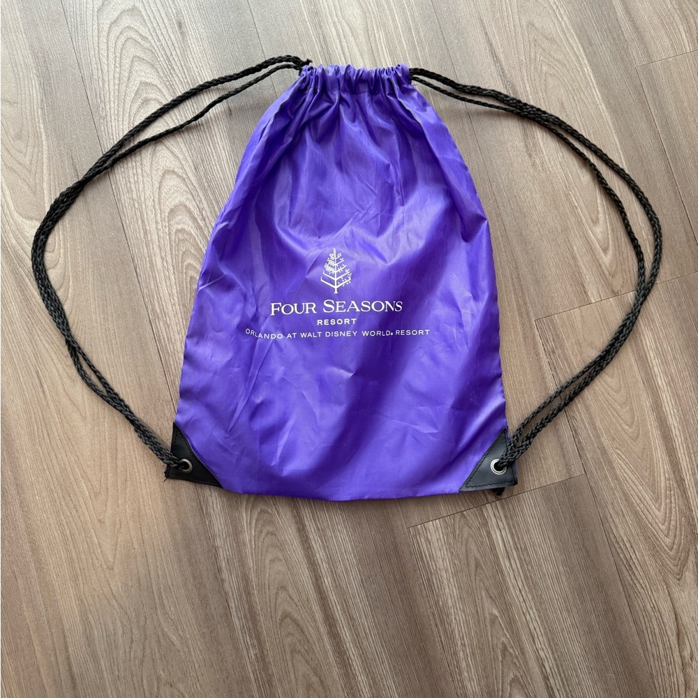 Four Seasons Resort Orlando Drawstring 💼